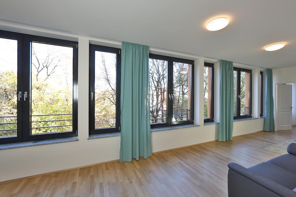 Business Suiten München Zimmer foto